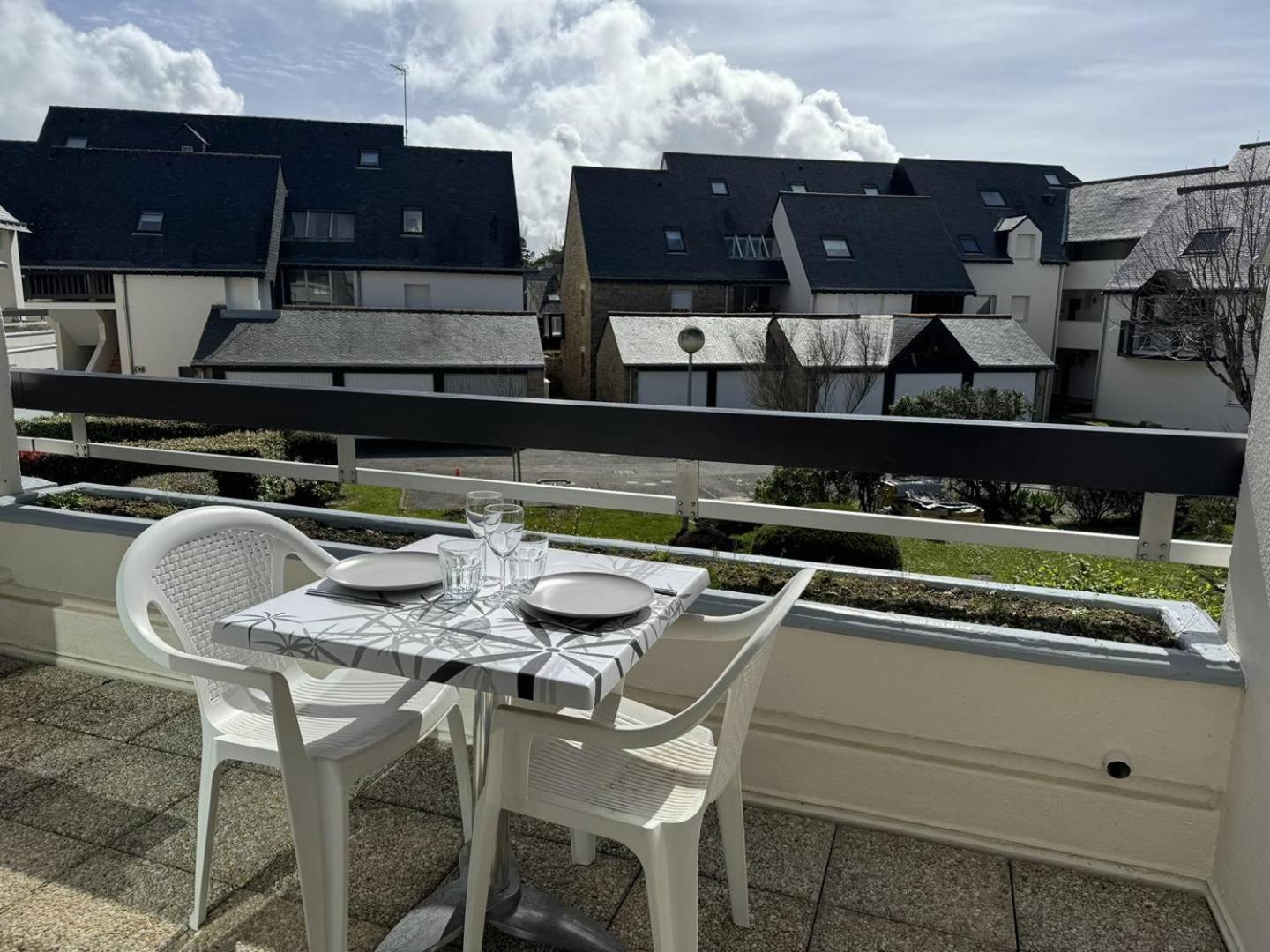 Confortable Studio, Wifi, Parking, Proche Plage การ์นัก ภายนอก รูปภาพ